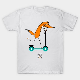 Smart fox with scooter T-Shirt